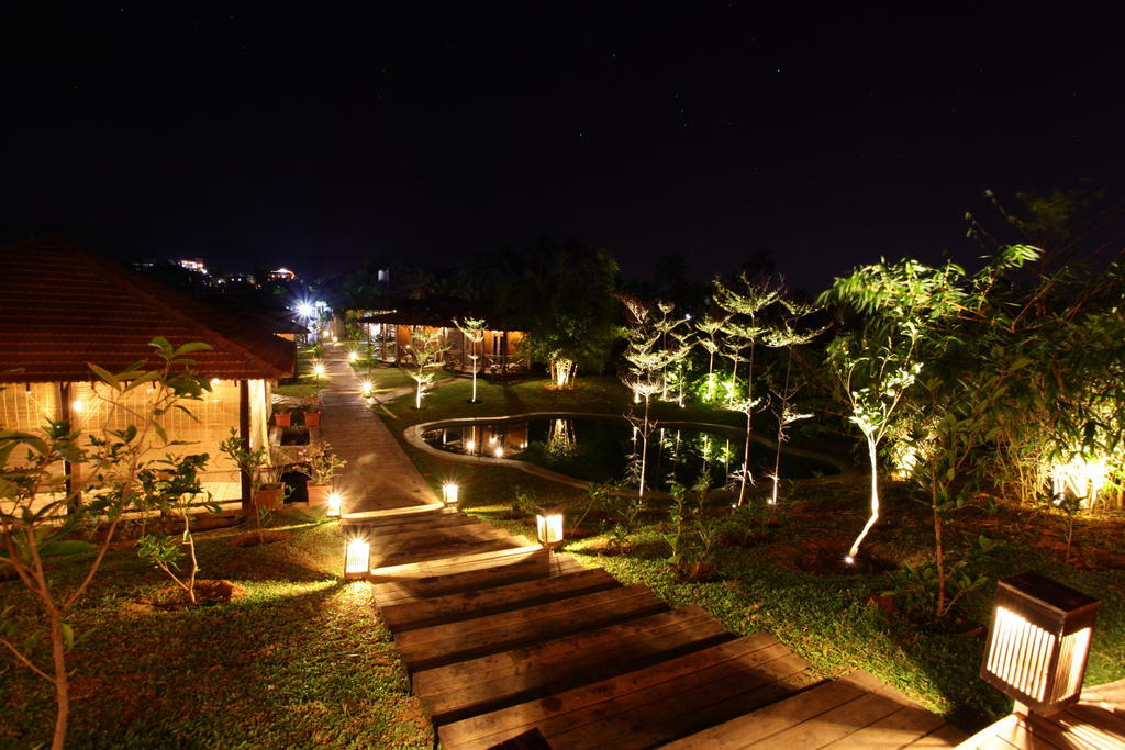 Ecowoods Village Spa & Yoga Retreat Morjim Exterior foto